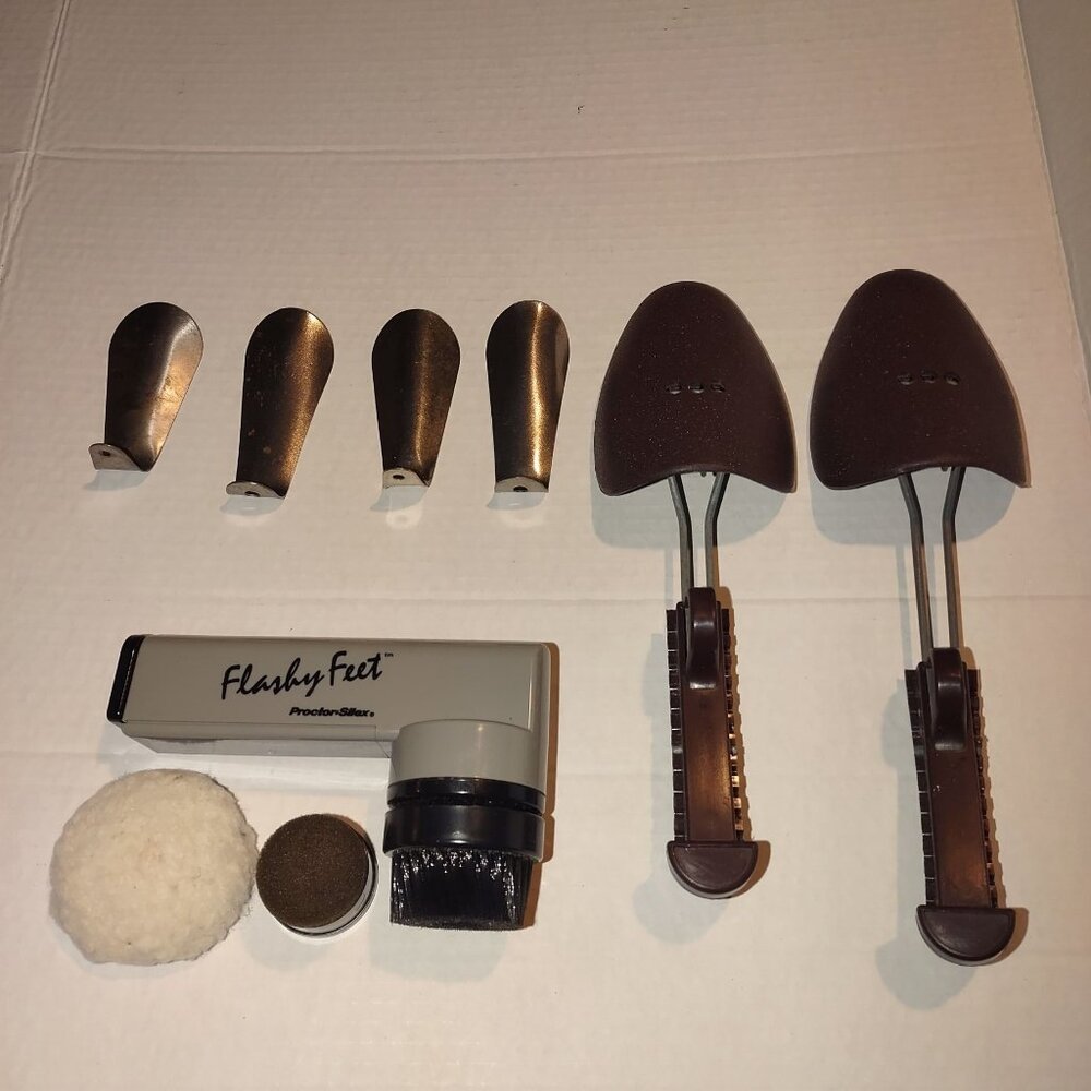 Flashy Feet Proctor-Silex Shoe Care Kit W/ Shoe Stretchers & Polishing Accessori